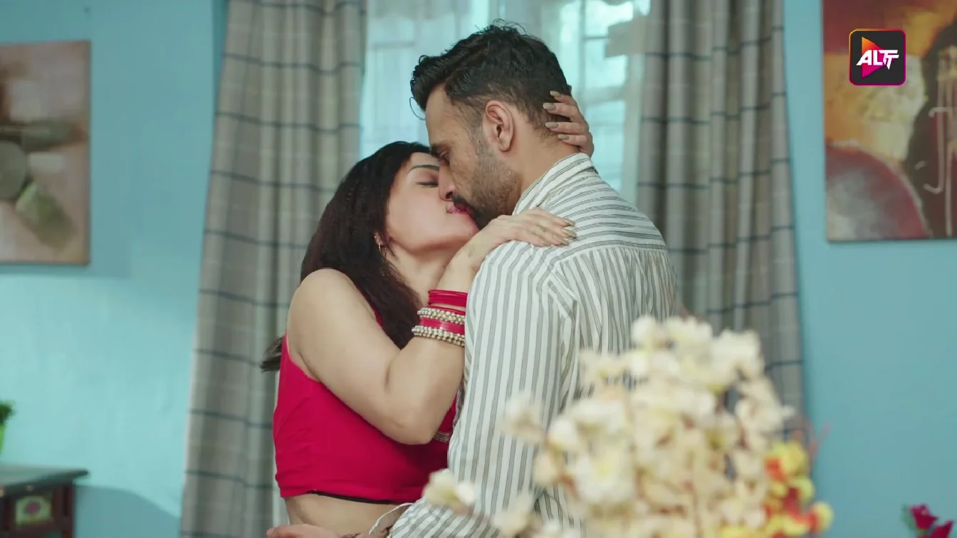 Preview of Raseeli Bhabhi S01 E0910 AltBalaji